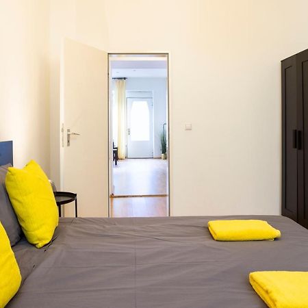 Cosy 2 Bedroom Apartment For 8 In Berlin Neukolln Exterior foto